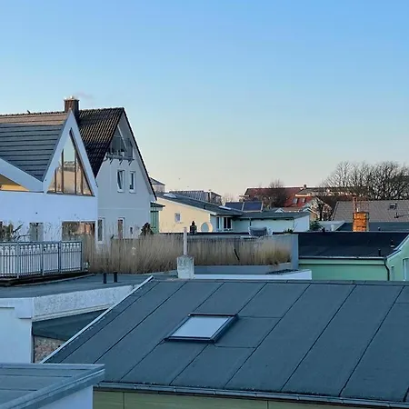 Stuv Mariken - In Warnemuende