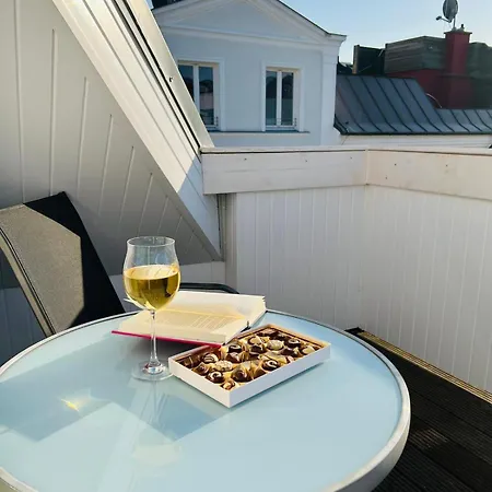 Stuv Mariken - In Warnemuende